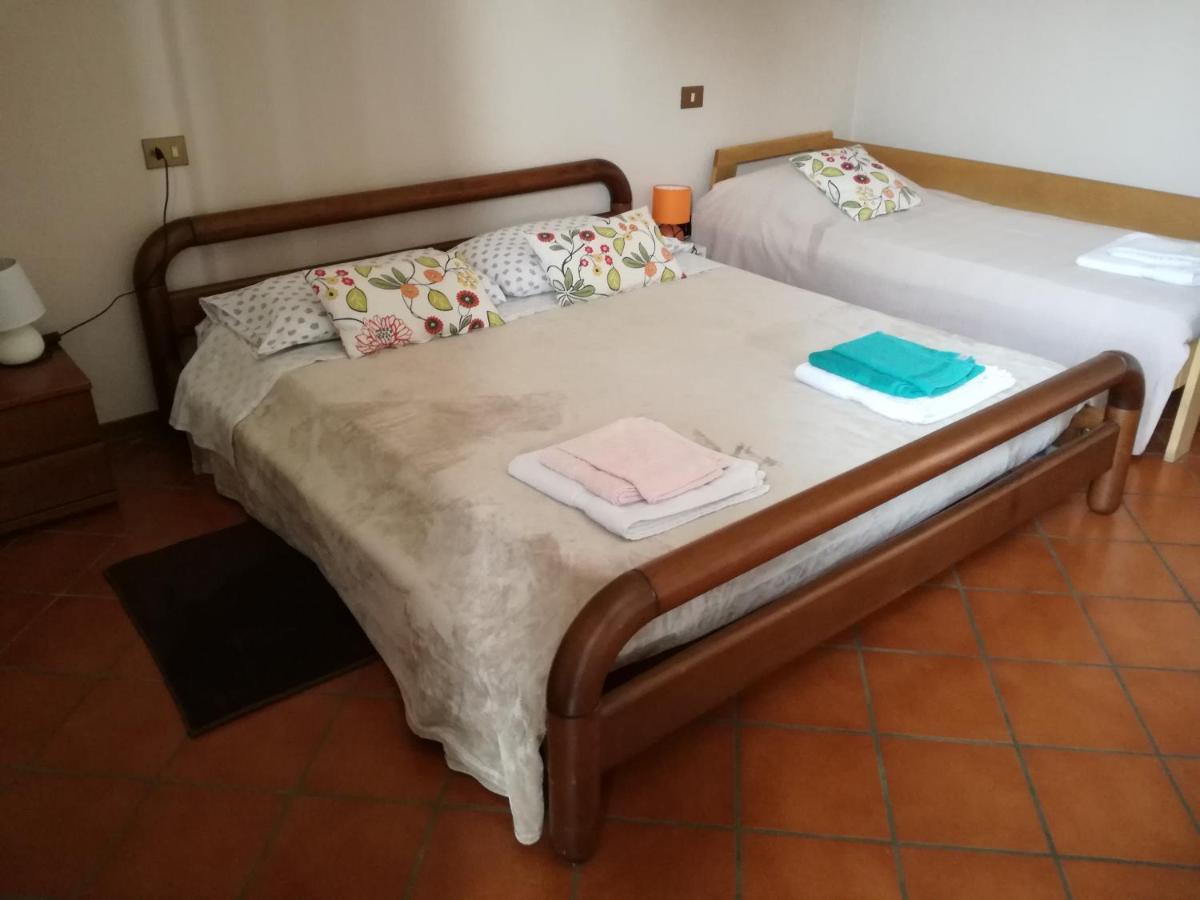 Vila Casale Cadeloro Nebbiuno Exteriér fotografie