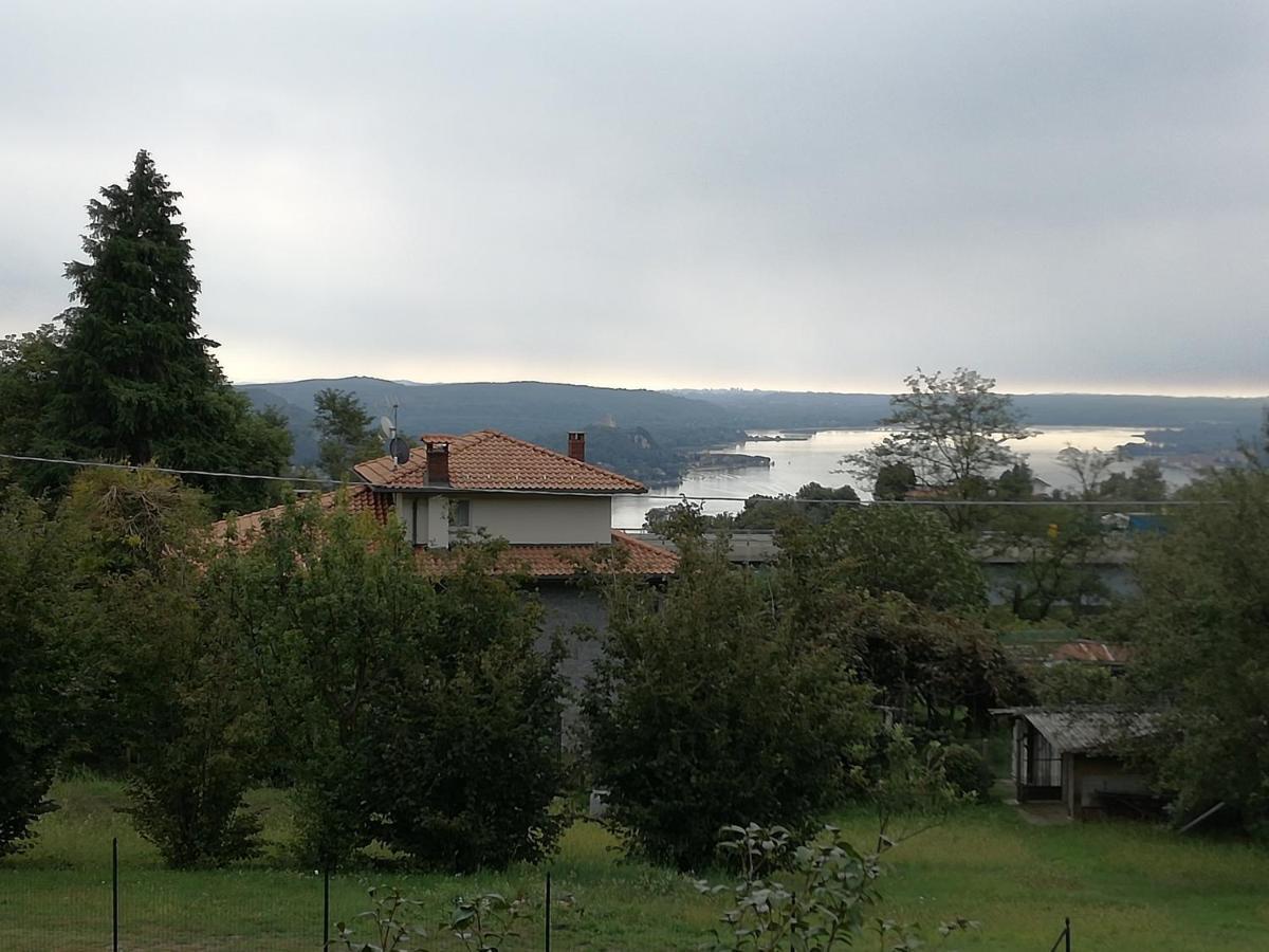 Vila Casale Cadeloro Nebbiuno Exteriér fotografie