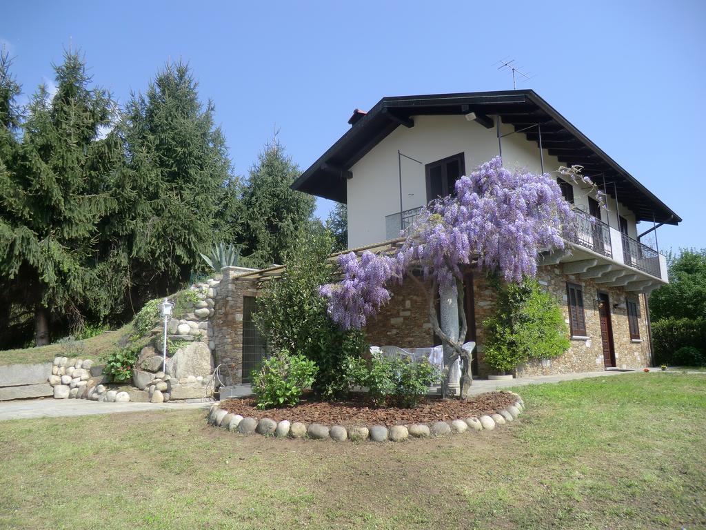 Vila Casale Cadeloro Nebbiuno Exteriér fotografie