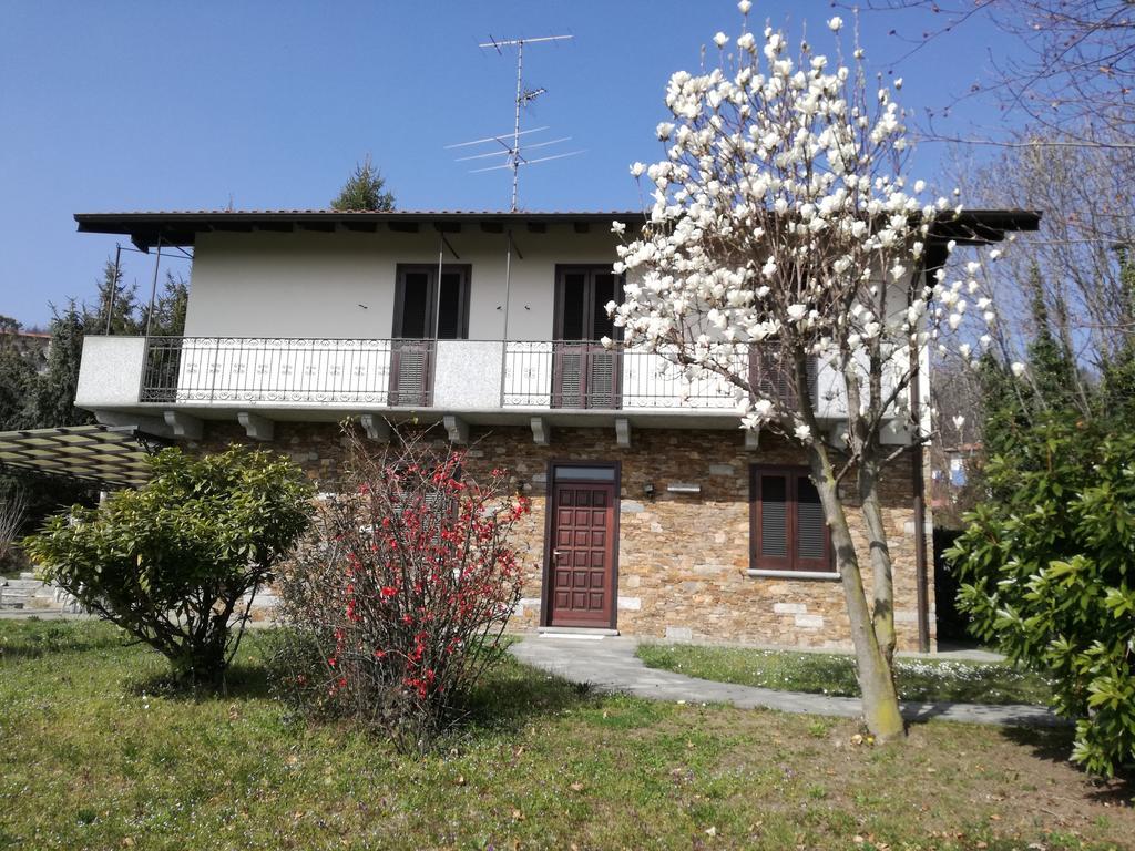 Vila Casale Cadeloro Nebbiuno Exteriér fotografie